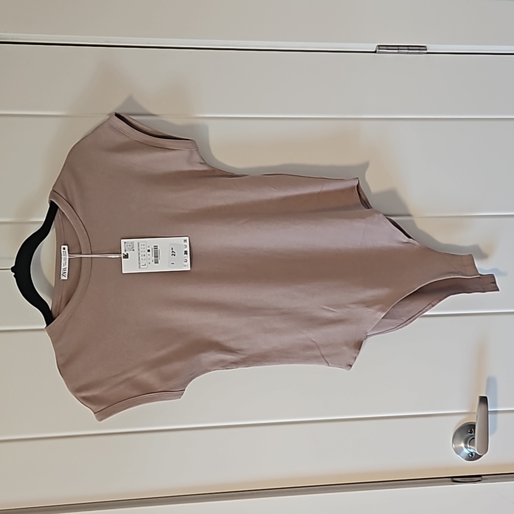 BNWT Zara Short Sleeve Bodysuit (L)